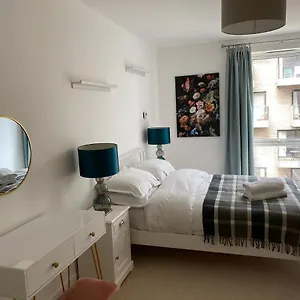  Apartment Home2home@mill Park
